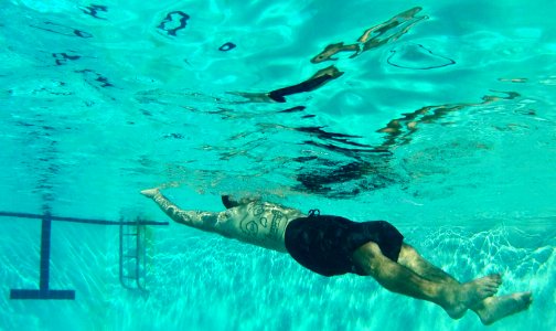 Swim qualification 130411-N-WF272-023