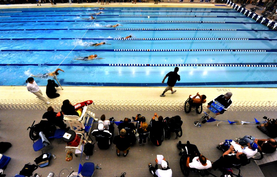 Swimming event at 2012 Warrior Games 120505-N-QF368-446