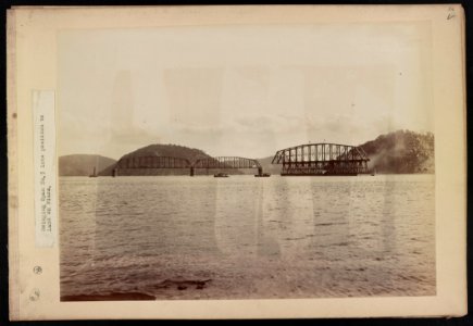 Swinging span no. 5 into place on piers - C. Bayliss photo, Sydney. LCCN2016651665
