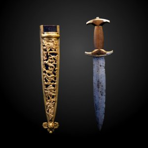 Swiss dagger-Arm B 112-P8050302-gradient-b