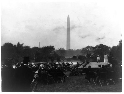 Sylvan plays on White House grounds with President and government officials in attendance LCCN2002716605