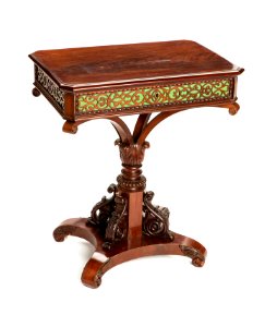 Sybord av mahogny - Hallwylska museet - 108551