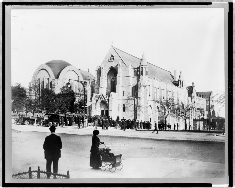Synod Hall, Cathedral of St. John the Divine LCCN97506444