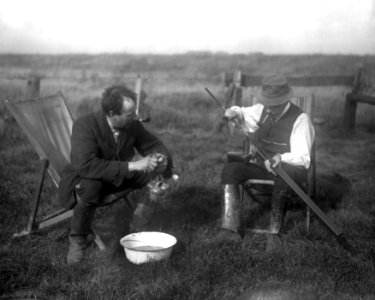 Sydney Harold Smith and C. F. Procter cleaning guns etc. YORYM-S344