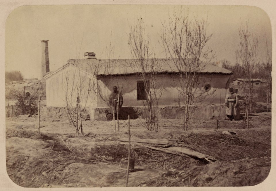 Syr-dar'inskaia oblast'. Dom v kotorom zhil General Maior M. G. Cherniaev po zaniatii g. Tashkenda LCCN2007678446