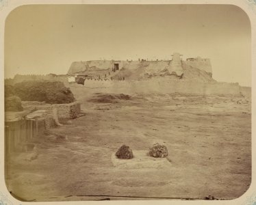 Syr-dar'inskaia oblast'. Tsitadel' kysh. Zaamin LCCN2007678470