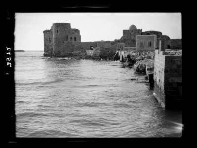Syria. Tyre to Tripoli and Krak de Chevalier. Sidon. The Crusader castle, Kalaat el-Bahr LOC matpc.15418