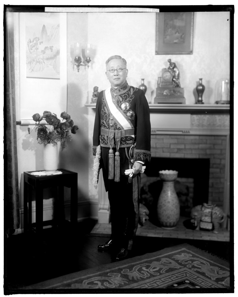 SZE, SAO-KE A. AMBASSADOR LCCN2016862720