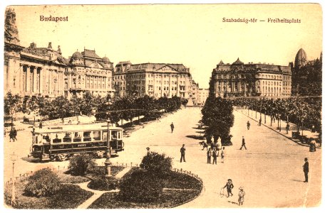 Szabadság-tér (1) photo