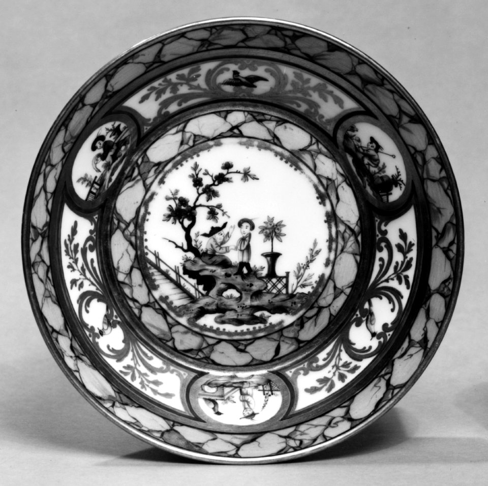 Sèvres Porcelain Manufactory - Cup and Saucer - Walters 48649 - Pieces A