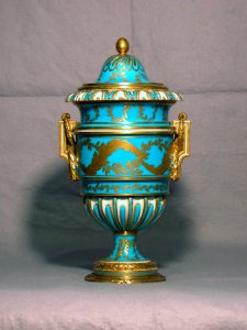 Sèvres Porcelain Manufactory - One of a Pair of Vases (Vase à anses carrées) - Walters 48570