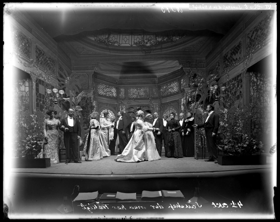 Sällskap där man har tråkigt, Dramatiska teatern 1901. Föreställningsbild - SMV - DrT137