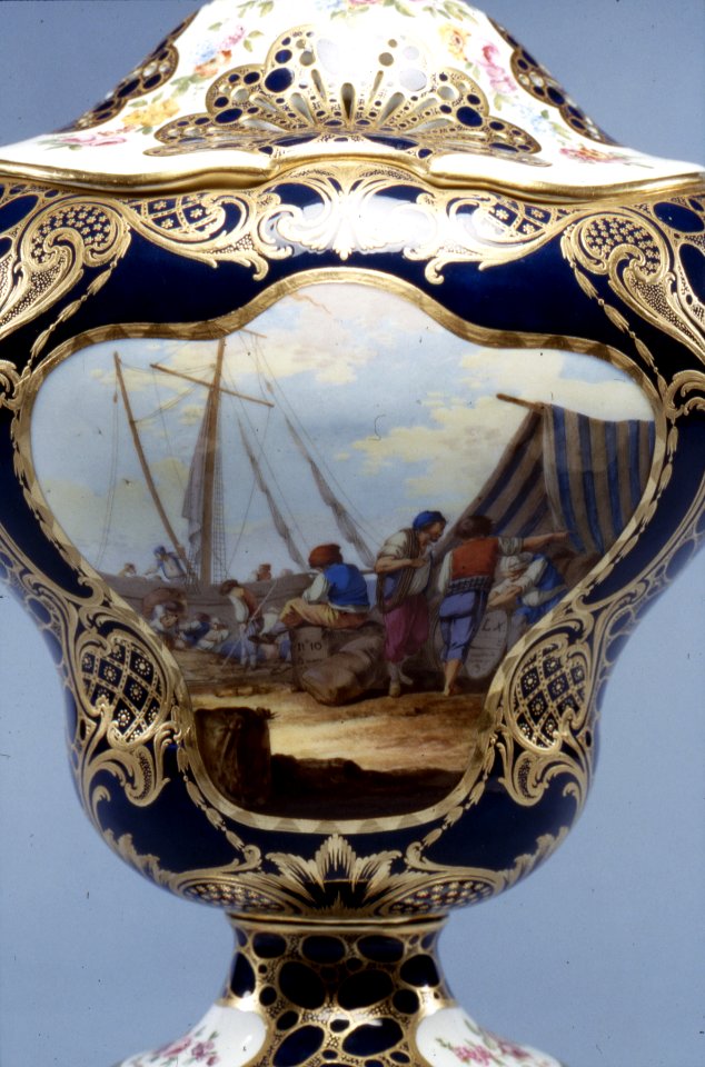 Sèvres Porcelain Manufactory - Potpourri Vase (Vase potpourri Hébert) - Walters 48577 (2)