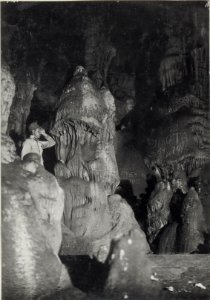 Säulenhalle in der Wasserhöhle (BildID 15606976)