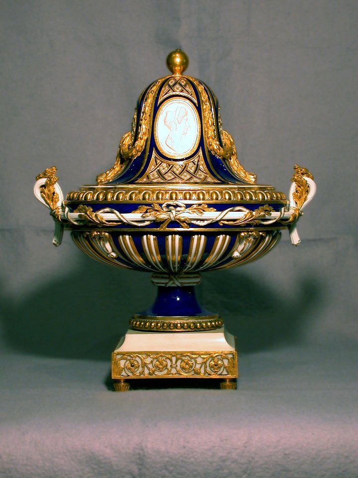 Sèvres Porcelain Manufactory - One of a Pair of Potpourri Vases (Vases ovales Mercure) - Walters 48635