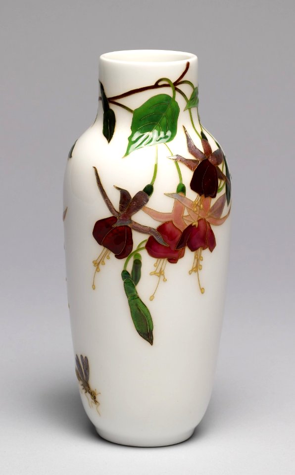 Sèvres Porcelain Manufactory - Fuchsia Vase - Walters 48914