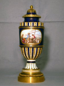 Sèvres Porcelain Manufactory - One of a Pair of Fluted Vases (Vases cannele à bandeau) - Walters 48632