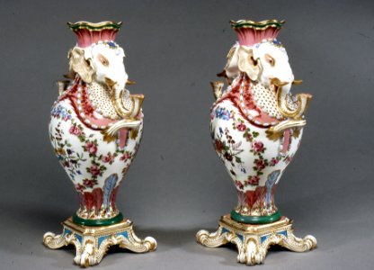 Sèvres Porcelain Manufactory - Pair of Vases - Walters 481796, 481797 - Profile Group photo