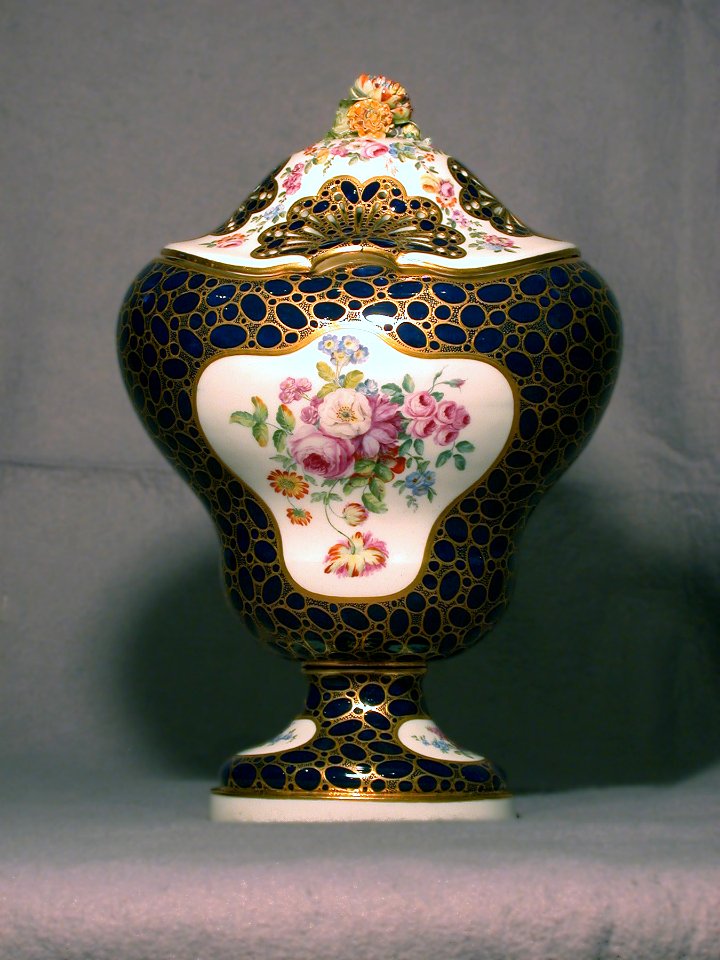 Sèvres Porcelain Manufactory - Potpourri Vase (Vase potpourri Hébert) - Walters 48577 - Back