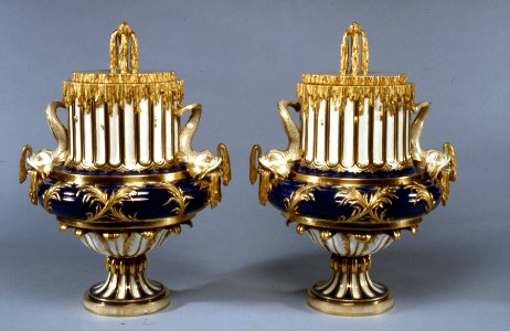 Sèvres Porcelain Manufactory - Pair of Vases - Walters 48637, 48638