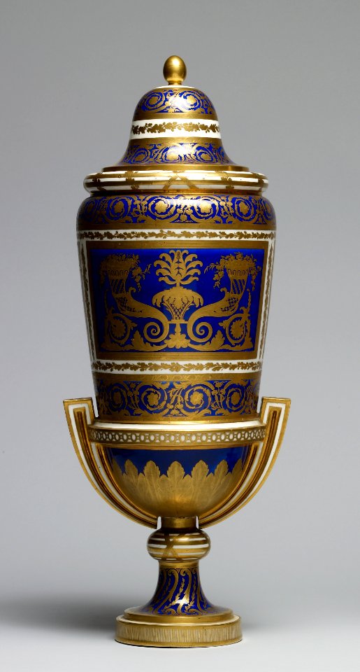 Sèvres Porcelain Manufactory - One of a Pair of Vases (Vases chinois; vases à pied de globe) - Walters 48639 - Back