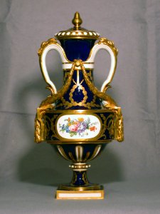 Sèvres Porcelain Manufactory - Vase (Vase à De) - Walters 48580 - Back