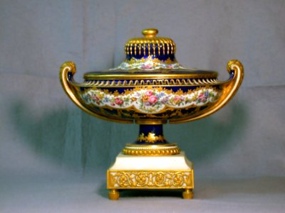 Sèvres Porcelain Manufactory - Vase and Cover on Marble and Gilt Bronze Stand - Walters 48633 - Back