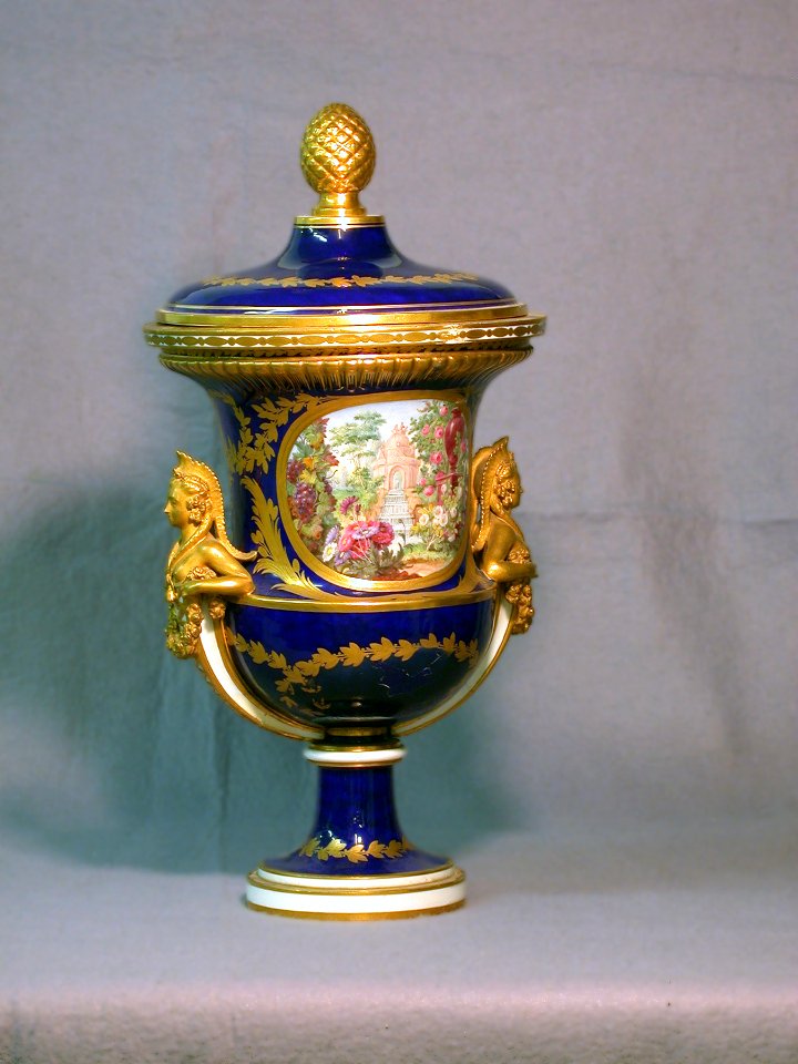 Sèvres Porcelain Manufactory - Vase with Cover - Walters 48643 - Three Quarter