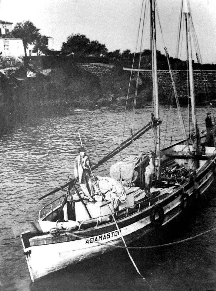 Séc. XX, porto da Madalena do Pico, Arquivo de Villa Maria, Terceira, Açores