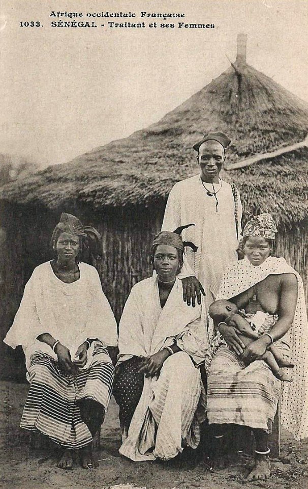 Sénégal-Traitant et ses femmes (AOF)