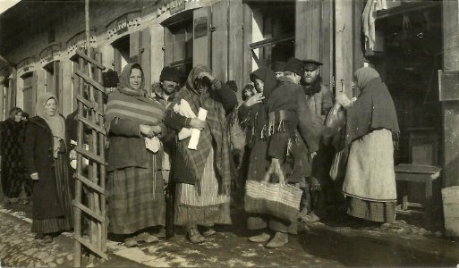 Słonim, Rynkavaja, Kramy. Слонім, Рынкавая, Крамы (1915) (3)