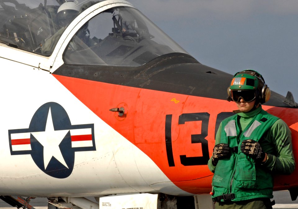 T-45 Goshawk training aircraft, USS Harry S. Truman (CVN 75)