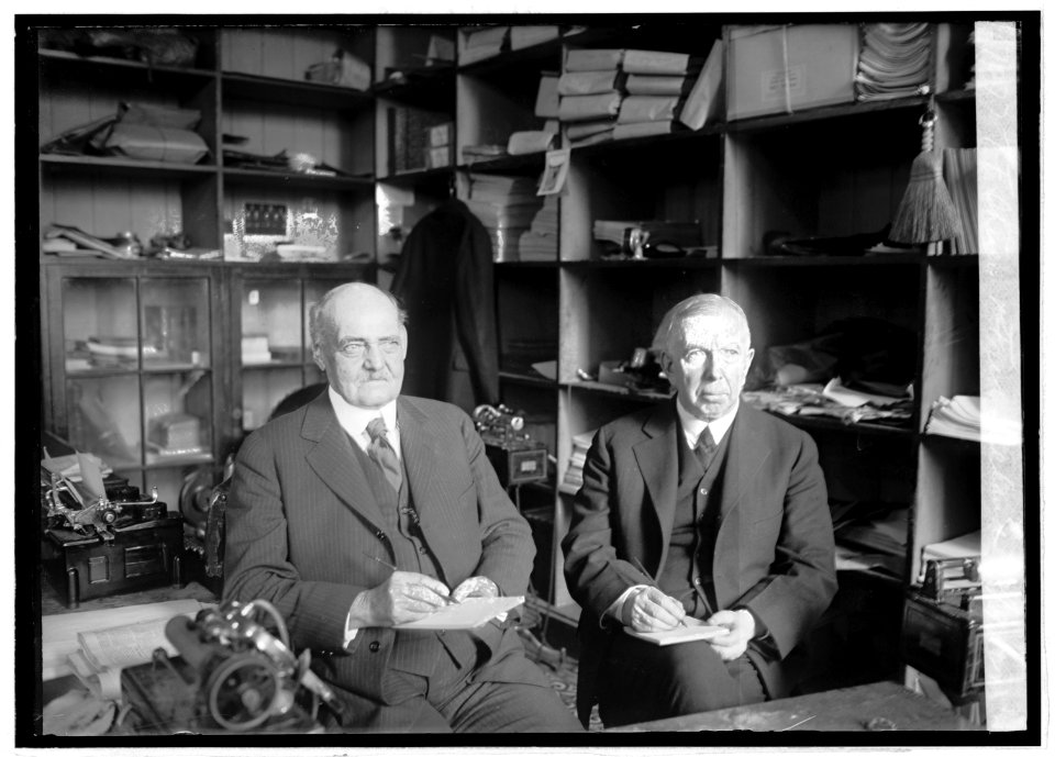 T.F. Shuey & Fred Ireland, 12-9-21 LCCN2016845875