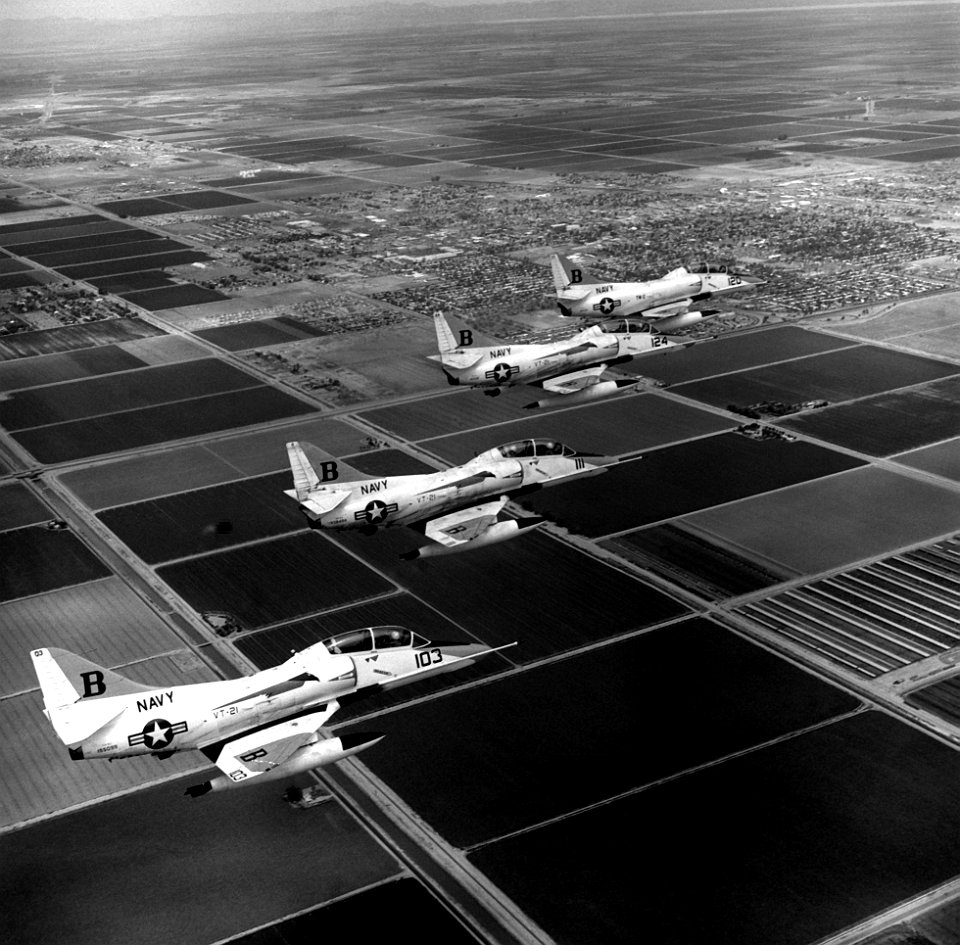 TA-4Js VT-21 near NAF El Centro 1986