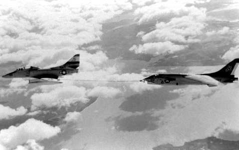 TA-4J refueling RF-8G 1987