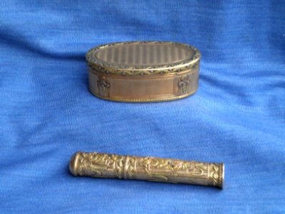 Tabatière et étui-cachet de Louis Champy