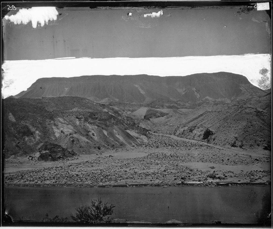 TABLE MOUNTAIN ABOVE BLACK CANYON, COLORADO RIVER - NARA - 524188