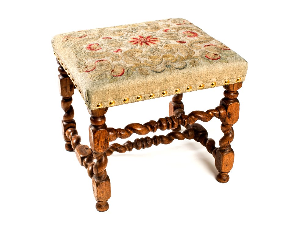 Taburett, del av möbeluppsats, 1600-tal - Hallwylska museet - 109839