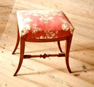 Taburett av polerad björk, 1810-1850 - Skoklosters slott - 92440