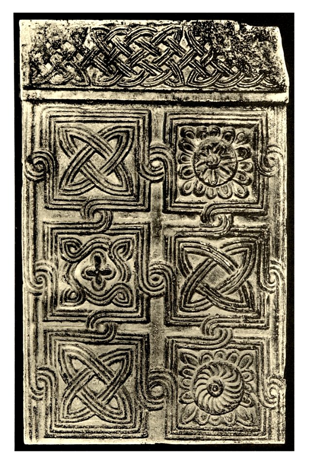 Tafel 049a Spalato - Jupitertempel, Baptisterium -Fragmente vom Taufstein - Heliografie Kowalczyk 1909