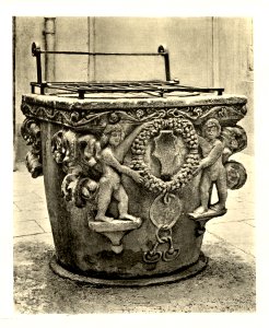 Tafel 085c Zara - Brunnen im Hof eines Bürgerhaus - Heliografie Kowalczyk 1909