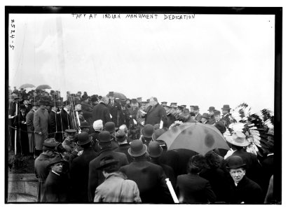 Taft at Indian Monument Dedication LCCN2014691039