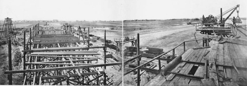 Tafel 14b – Brückenbaustelle auf dem linken Ufer, vom linken Uferpfeiler aus gesehen. Juli 1897