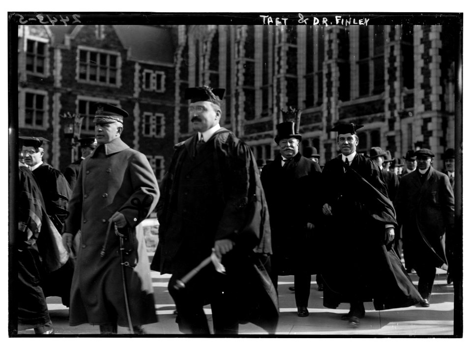 Taft and Dr. Finley LCCN2014690786