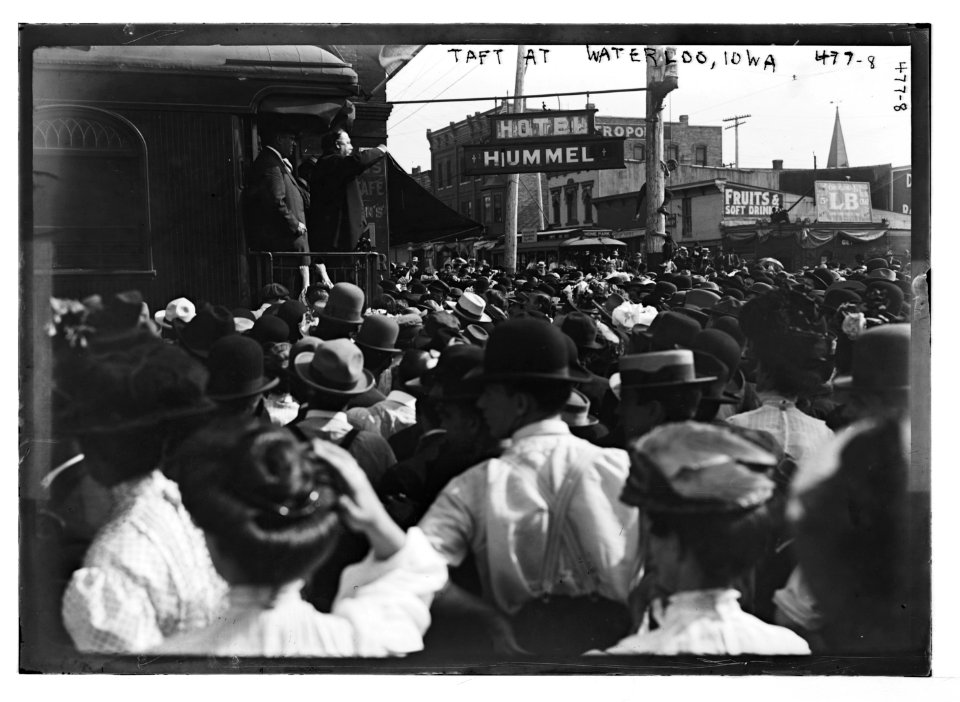 Taft at Waterloo, Iowa LCCN2014682234