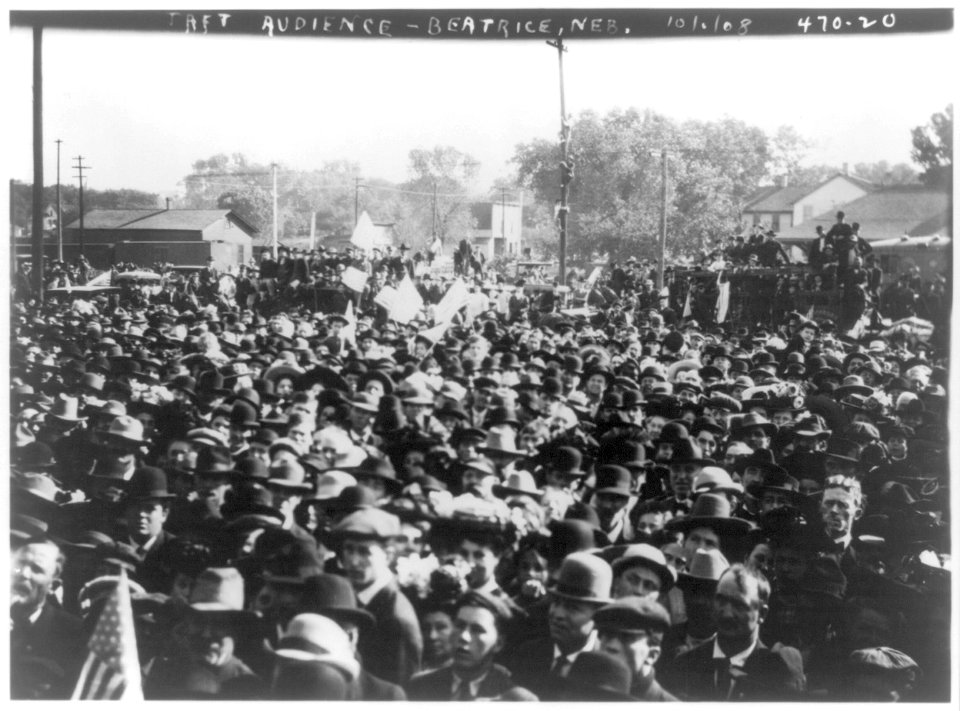 Taft audience - Beatrice, Neb. LCCN2018645310