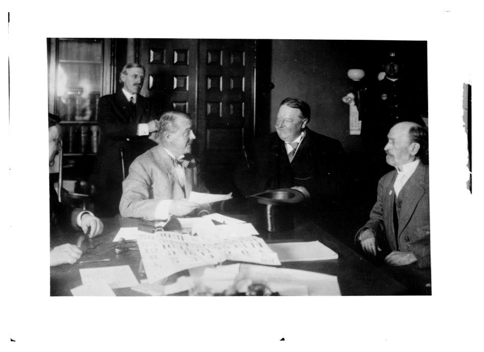 Taft registering LCCN2014690043