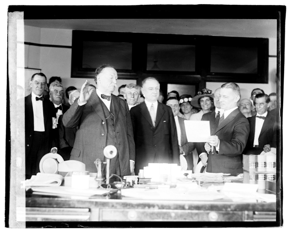 Taft swearing in LOC npcc.04530