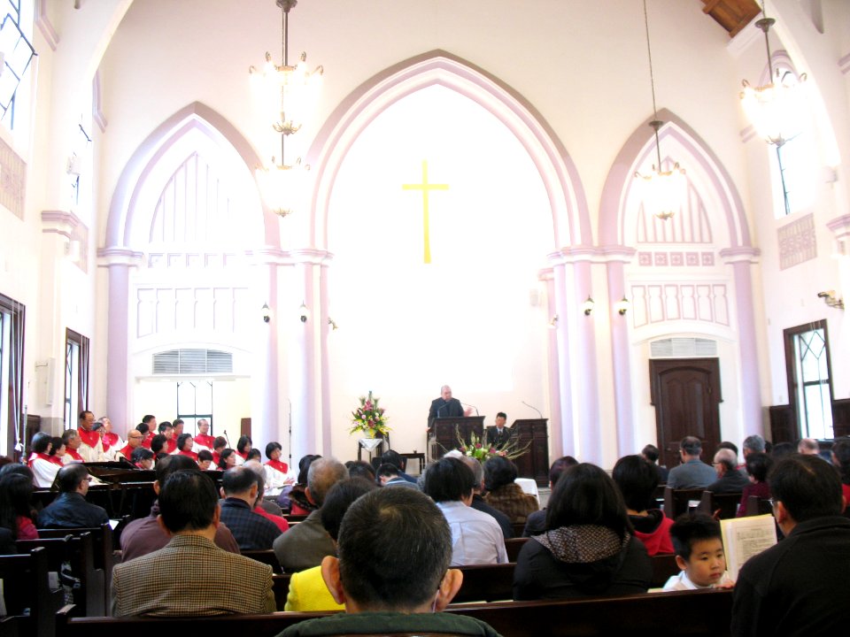 Taipei Jinan Presbyterian Church interior 20130212