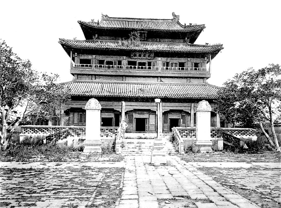 Tai-chün-hsing-kung. Tempel nördlich vom Lotosteich